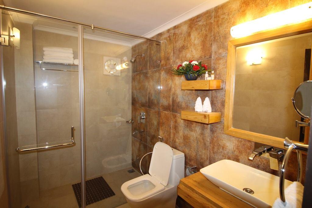 The Oaktree House Hotel Shimla Bagian luar foto