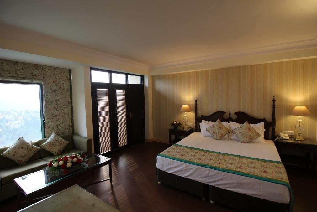 The Oaktree House Hotel Shimla Bagian luar foto