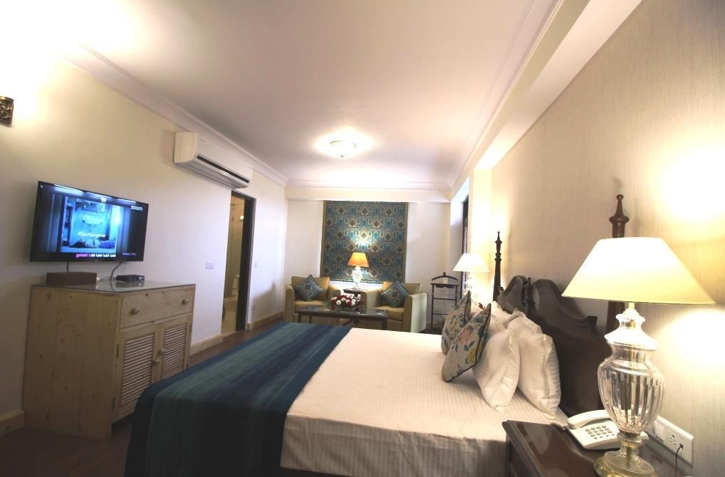The Oaktree House Hotel Shimla Bagian luar foto