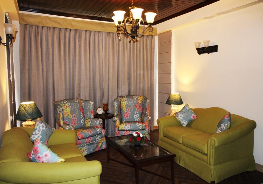 The Oaktree House Hotel Shimla Bagian luar foto