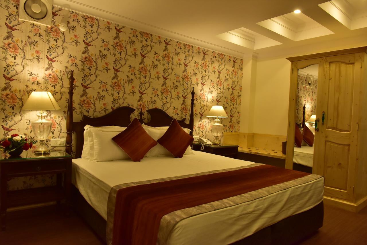 The Oaktree House Hotel Shimla Bagian luar foto